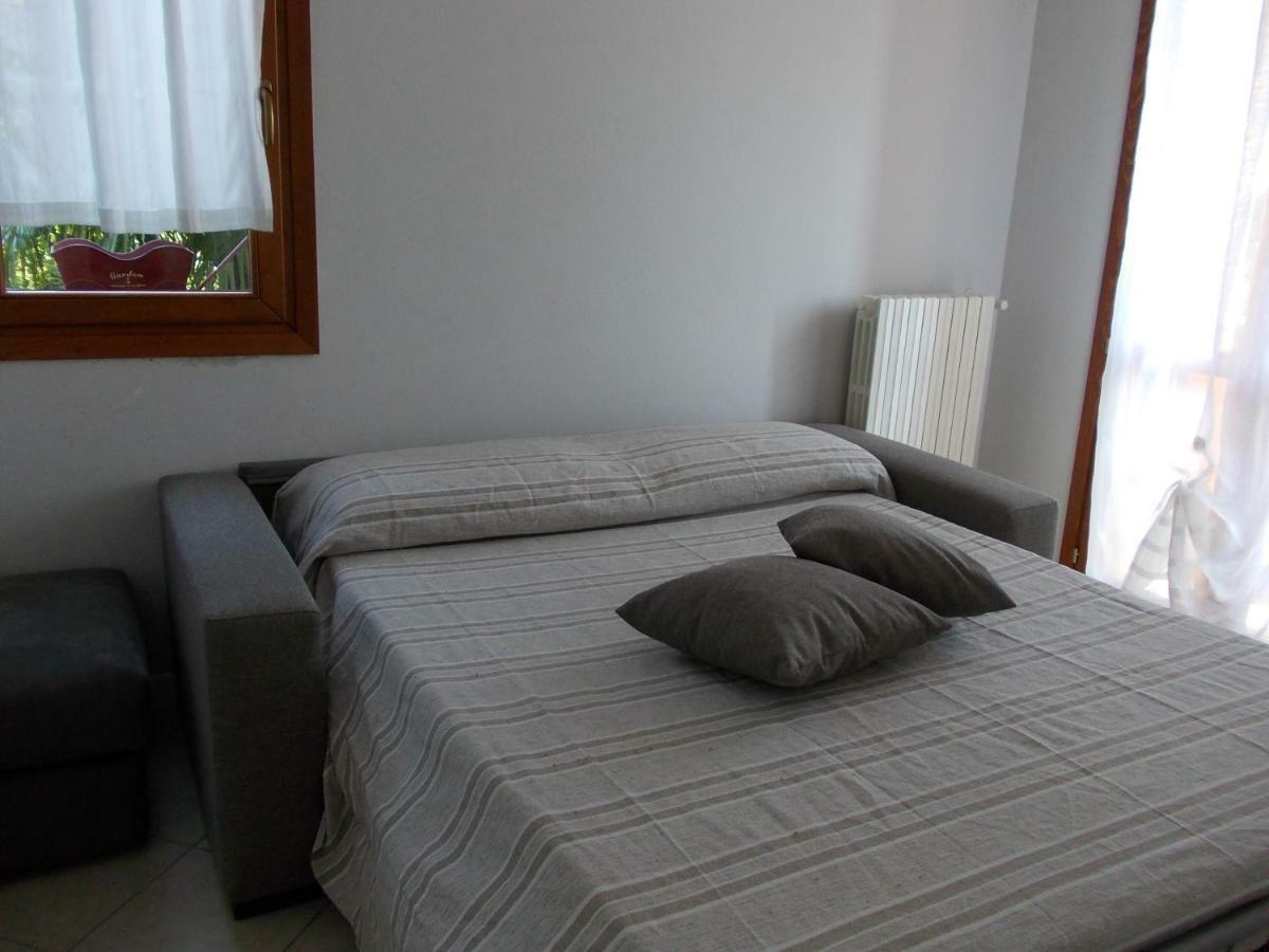 Alessandria Residence 代森扎诺-德尔加达 外观 照片